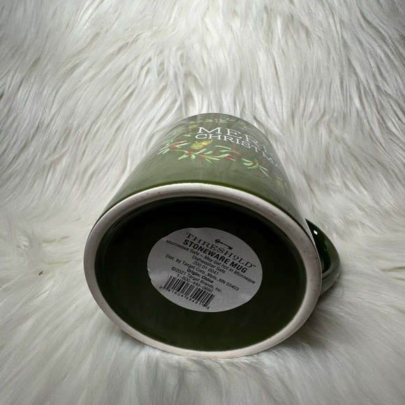 Threshold Green Merry Christmas Mug - Picture 3 of 4